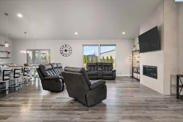 West Richland, WA 99353,3587 Curtis Drive