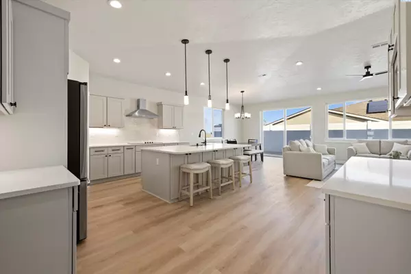 West Richland, WA 99353,1304 S 50th Ave