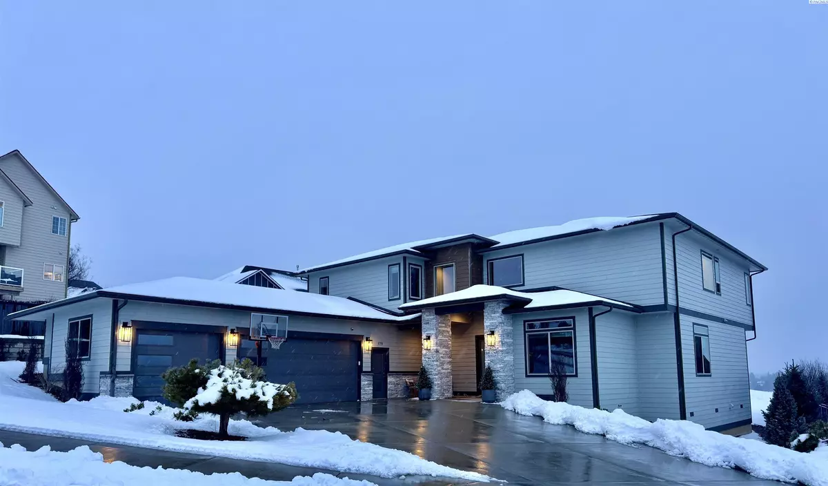 Pullman, WA 99163,270 SW Golden Hills Dr