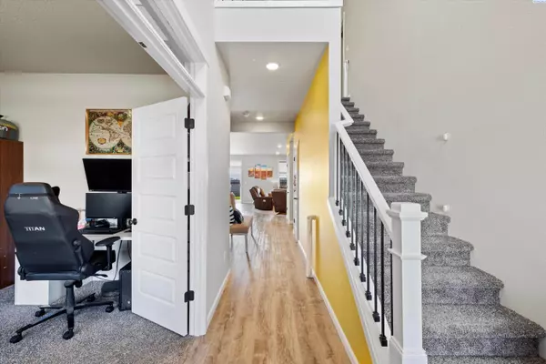 West Richland, WA 99353,8401 Ballard Loop