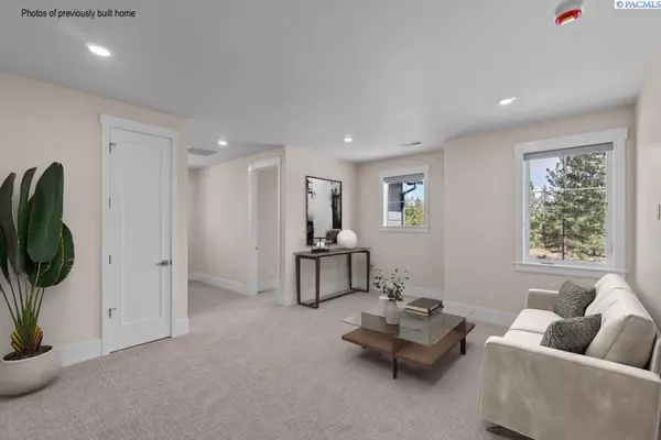 Richland, WA 99354,2793 Avrio Ave