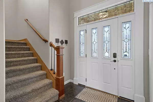 Pullman, WA 99163,2315 NW Prairie View Dr