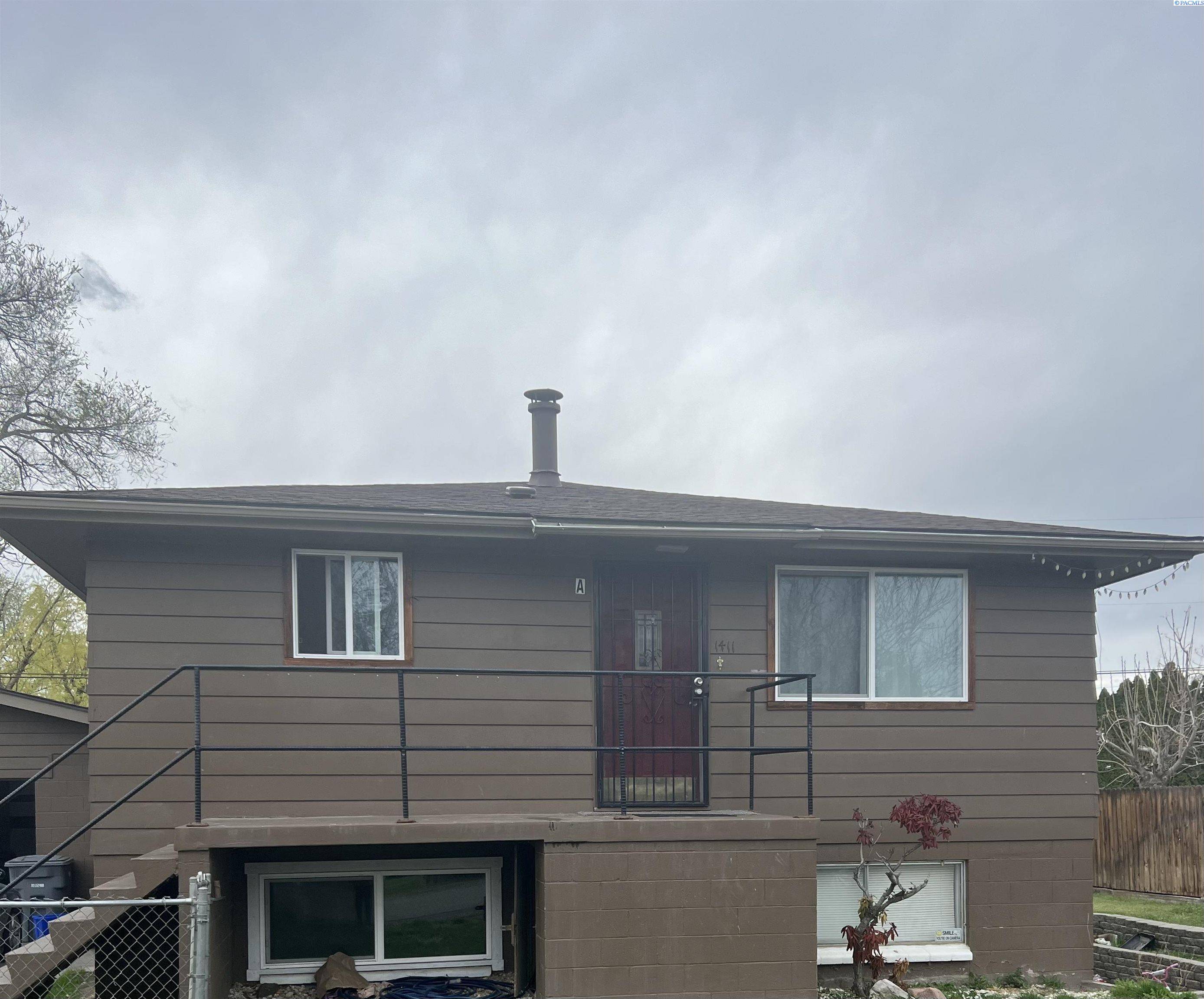 1411 W 21st Ave, Kennewick, WA 99337
