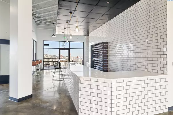 5453 Ridgeline Dr Ste 140, Kennewick, WA 99338