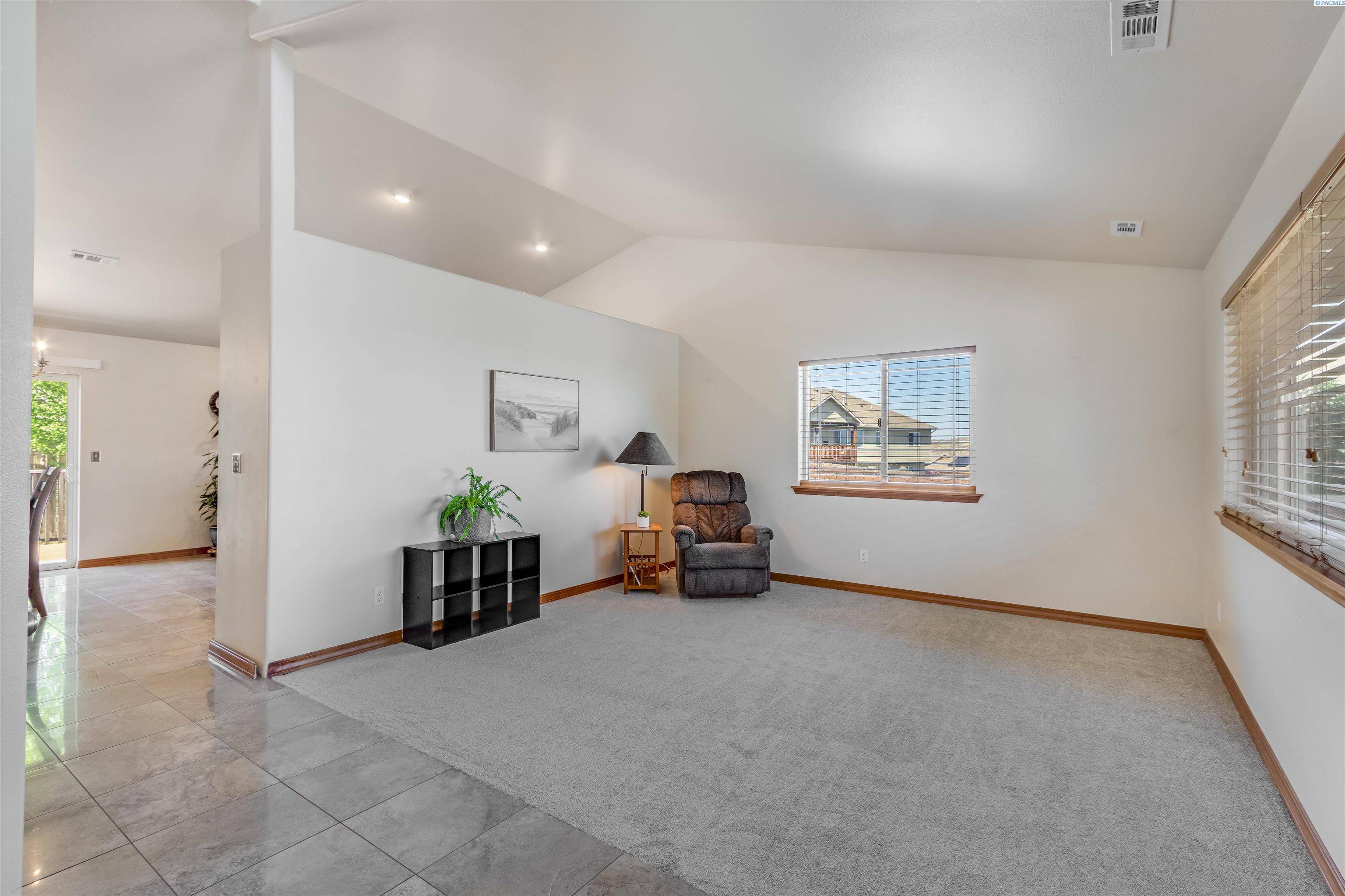 Kennewick, WA 99338,3764 S Lincoln St