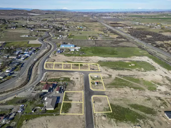 Sunnyside, WA 98944,413 Victoria St (Lot 19)