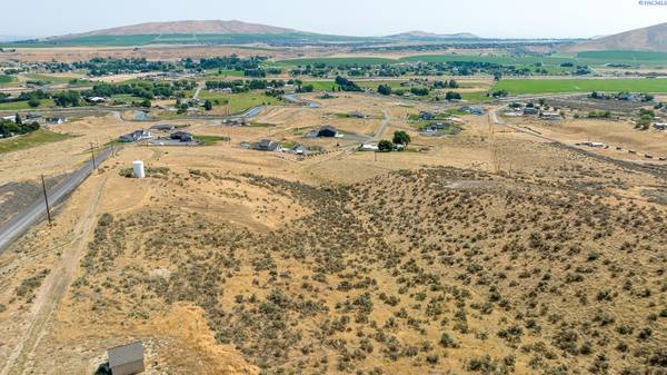 53520 E Taggart Pr Se, Benton City, WA 99320