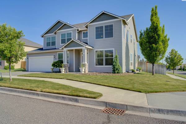 3902 W 21st Ave,  Kennewick,  WA 99338