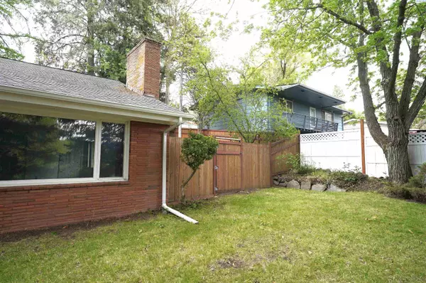 Pullman, WA 99163,110 SW Cedar St