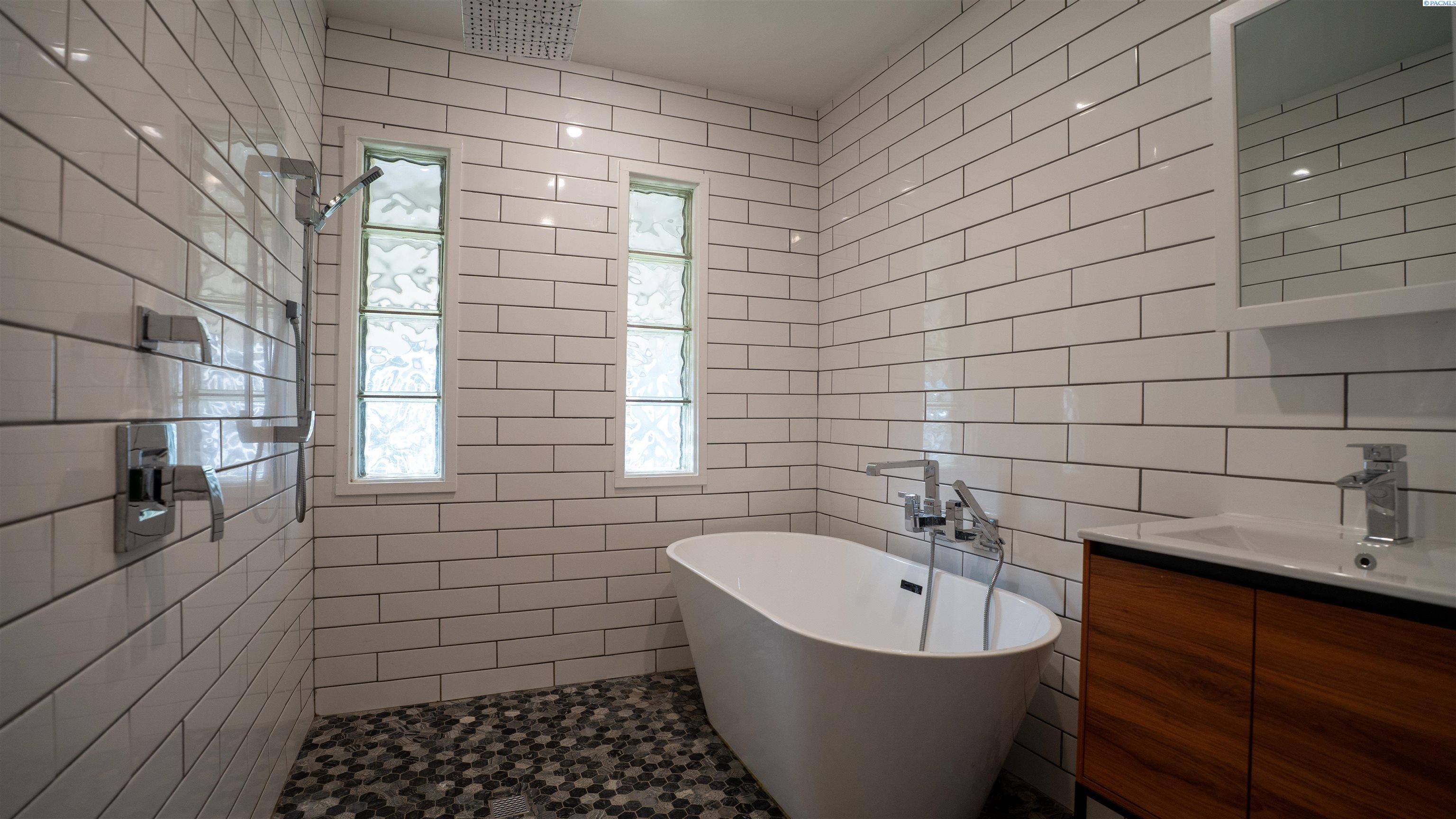 201 W Cooper St., Colfax, WA 99111