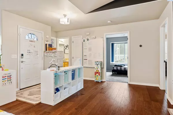 Kennewick, WA 99336,2467 N Rhode Island Court