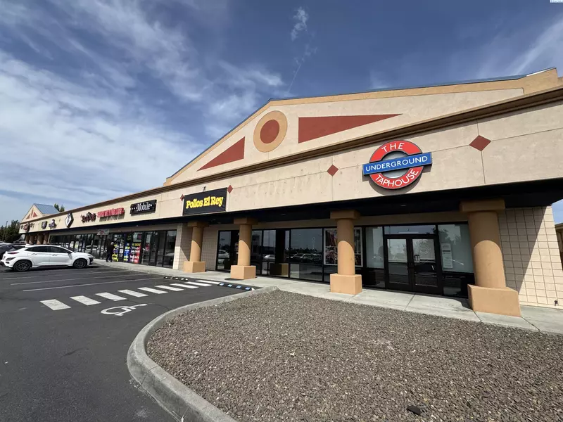 4525 Road 68, Pasco, WA 99301