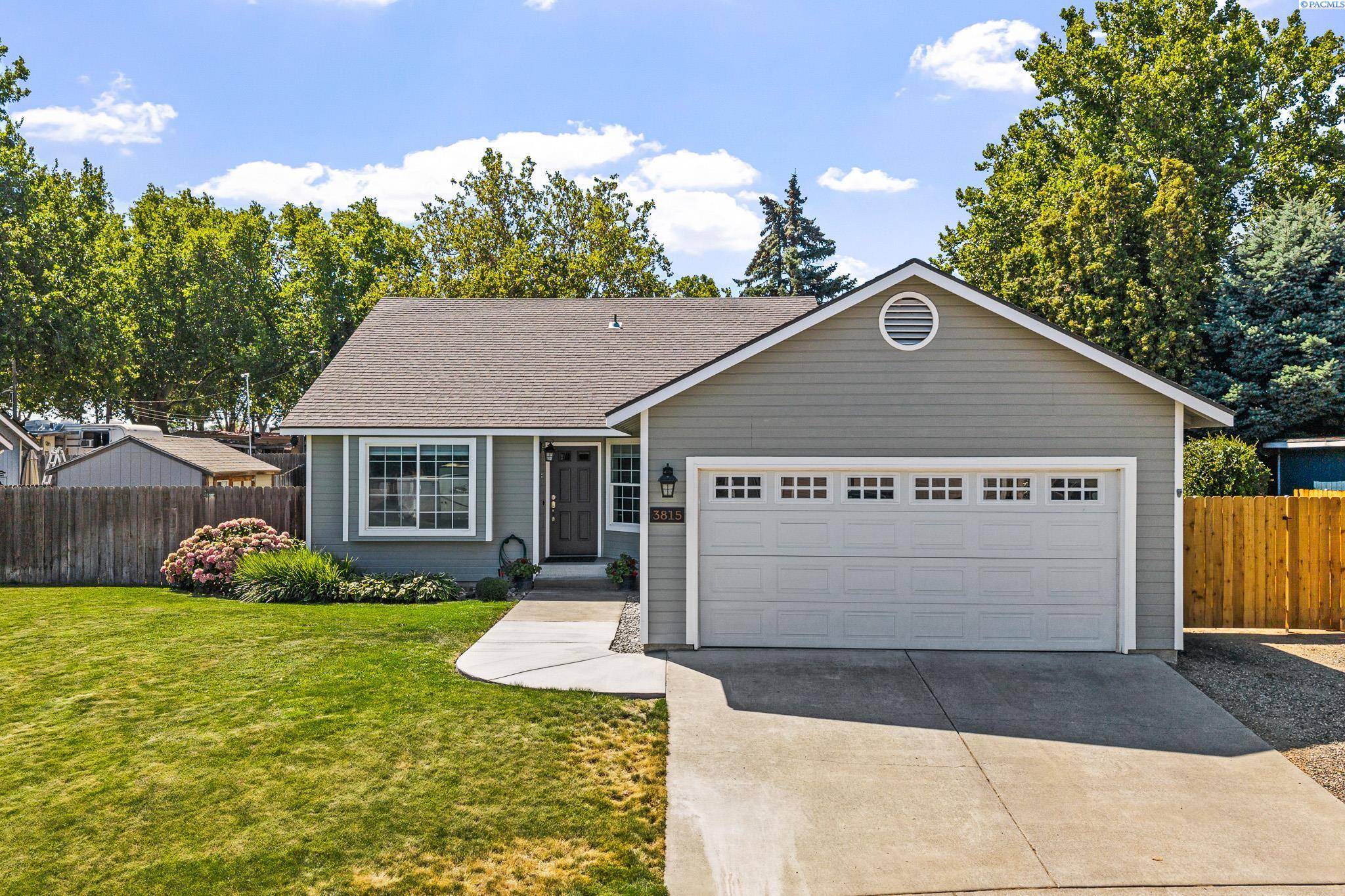 3815 W Grand Ronde Ave, Kennewick, WA 99336