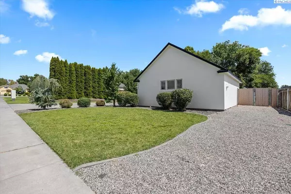 Pasco, WA 99301,3107 Rd 70 Place