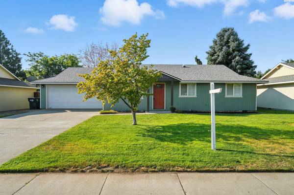 4721 Holly Way, West Richland, WA 99353