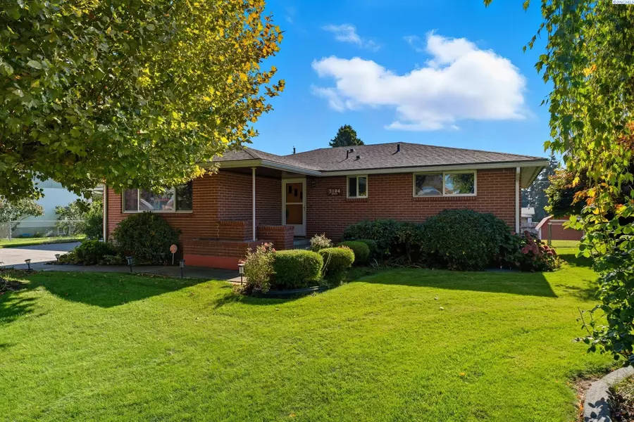 3104 W Ella Street, Pasco, WA 99301