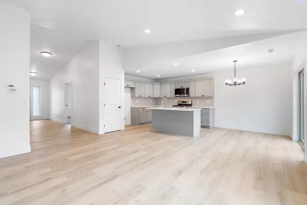 Kennewick, WA 99338,6218 W 28th Ave