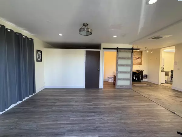 La Crosse, WA 99143,207 S Clark Ave