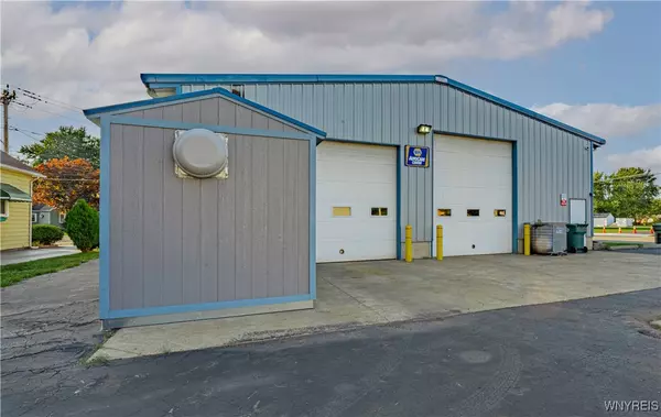 North Tonawanda, NY 14120,351 Ward RD