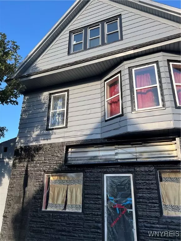 Buffalo, NY 14220,1586 S Park AVE