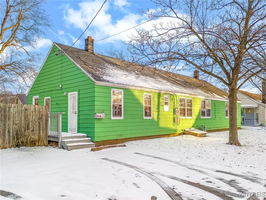 Tonawanda, NY 14150,15 Walpole PL #11