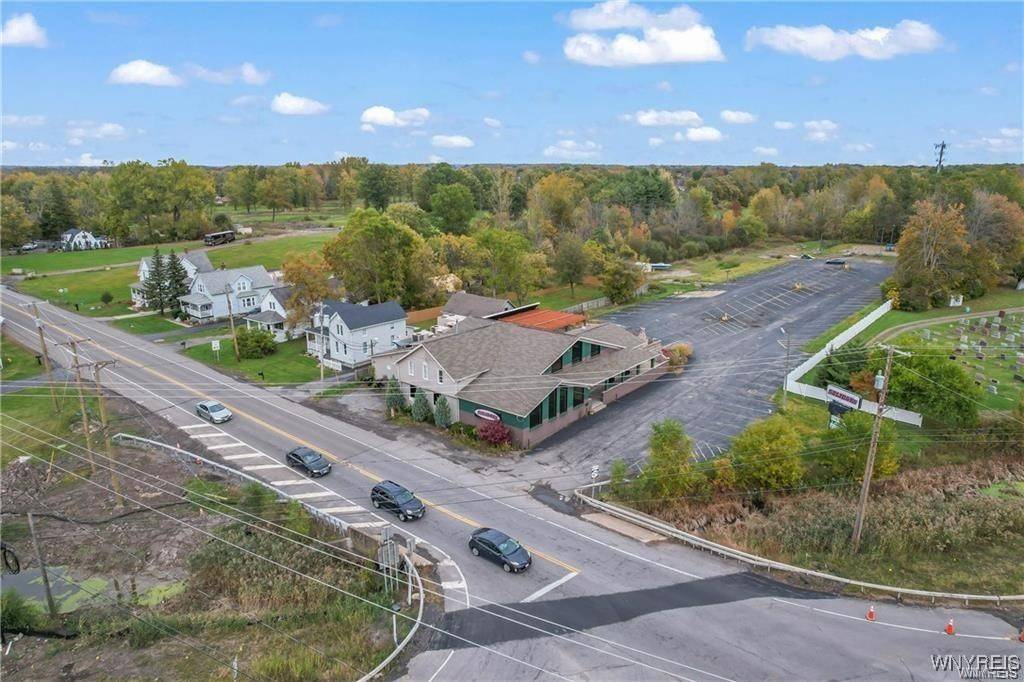 Niagara Falls, NY 14304,6935 Ward RD