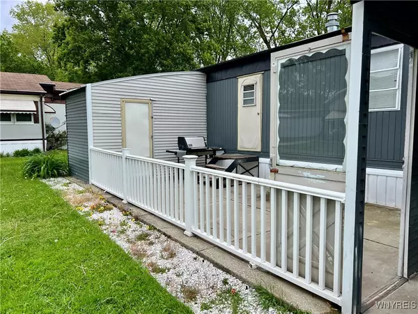 Buffalo, NY 14227,62 Carefree LN