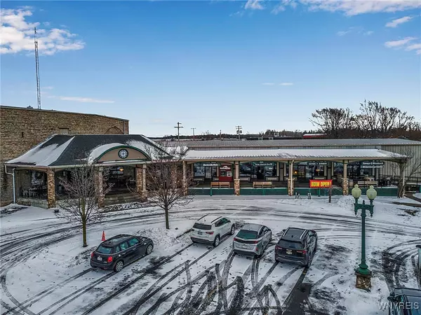 Wilson, NY 14172,638 Lake ST