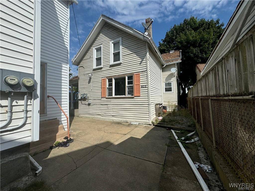 Buffalo, NY 14213,937 Niagara ST