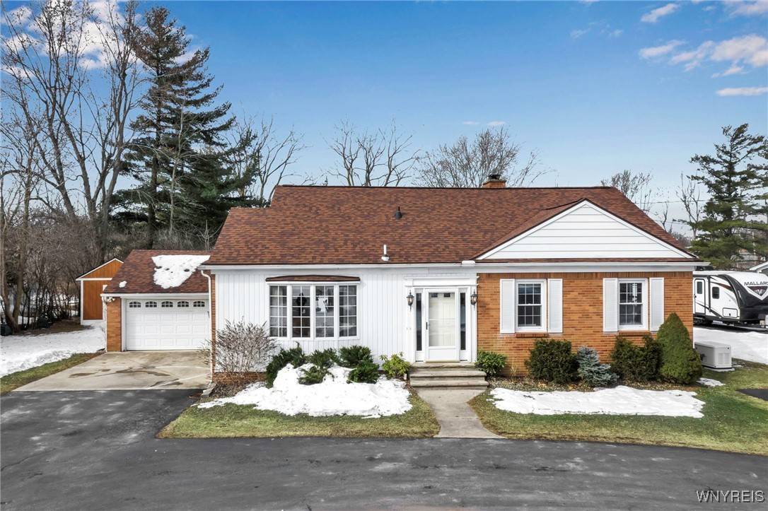 148 Hopkins RD, Buffalo, NY 14221