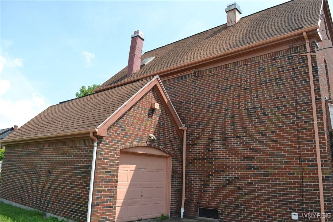Buffalo, NY 14204,231 Pine ST