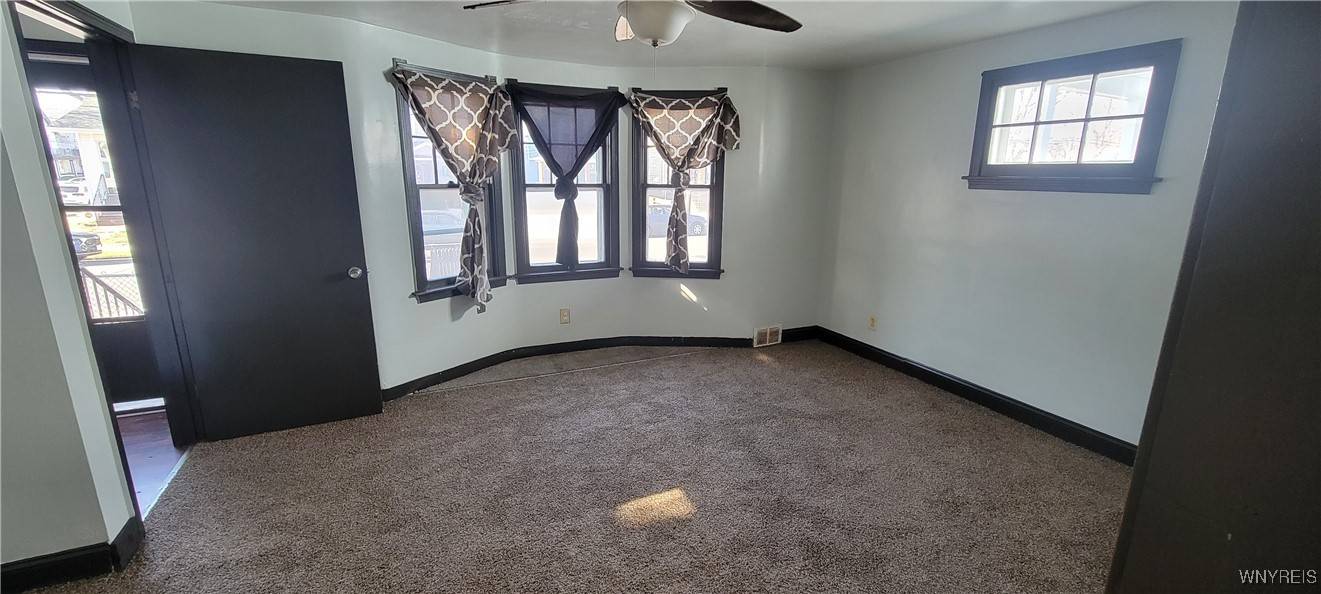 Buffalo, NY 14207,165 Roesch AVE