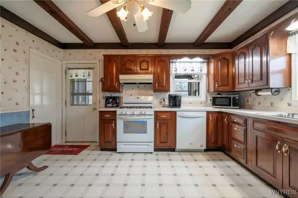 Blasdell, NY 14219,4058 Woodlawn AVE