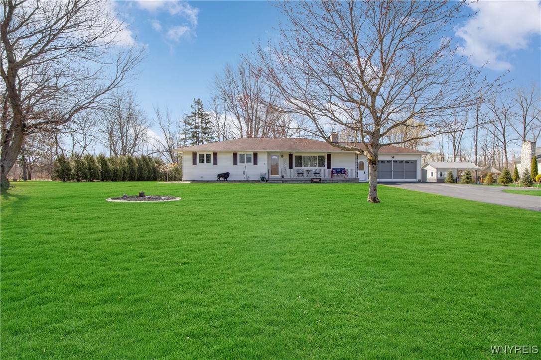Akron, NY 14001,12845 Dorsch RD