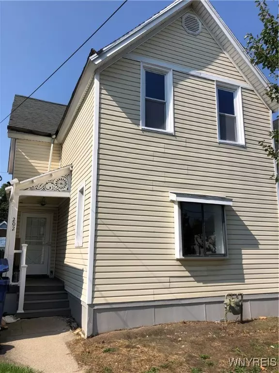 Buffalo, NY 14207,202 Thompson ST