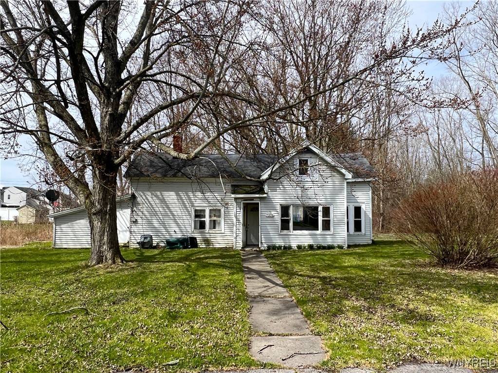 7376 Shawnee RD, North Tonawanda, NY 14120