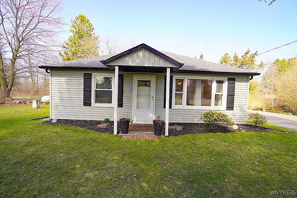 1463 Lake RD, Youngstown, NY 14174