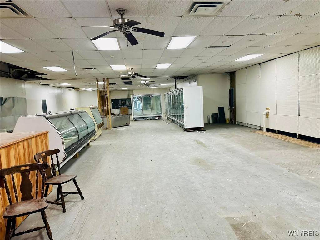 Buffalo, NY 14211,2272 Genesee ST