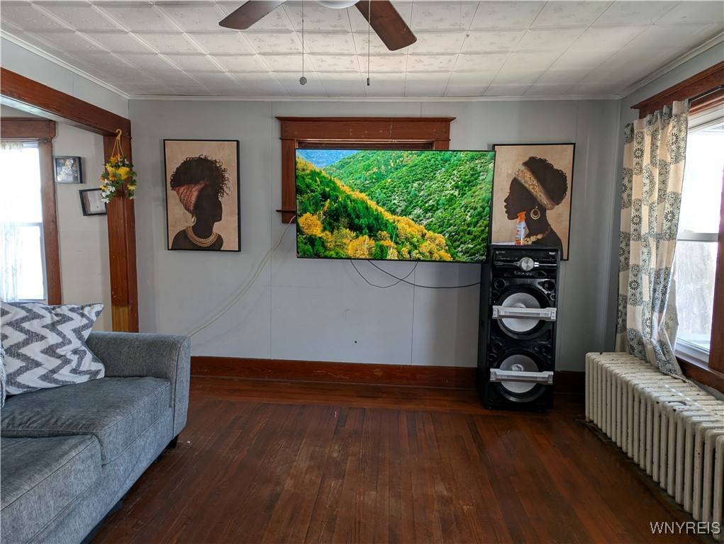 Dunkirk, NY 14048,505 Canary ST