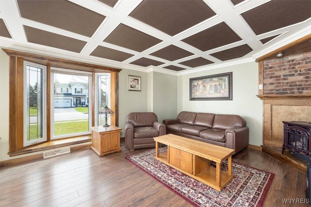 Lancaster, NY 14086,53 Trentwood