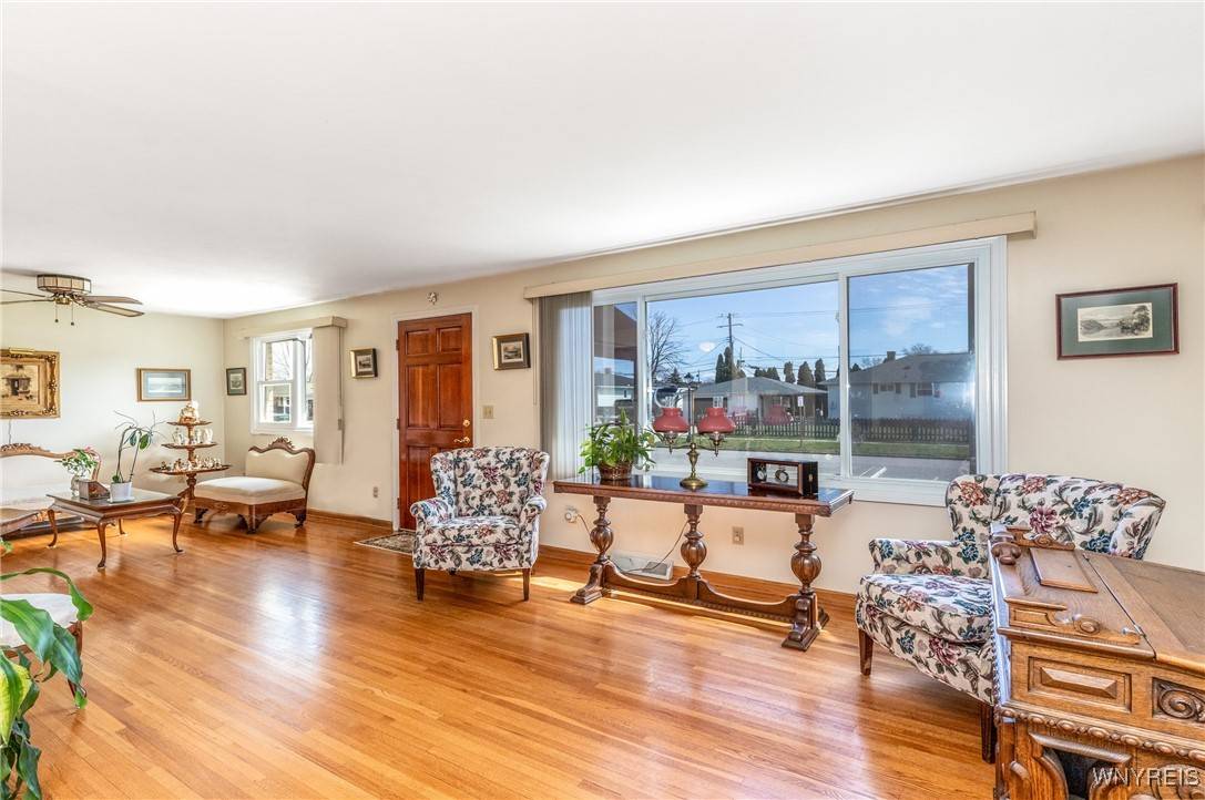 Cheektowaga, NY 14225,32 Biscayne DR