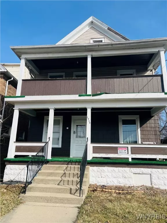 Niagara Falls, NY 14301,1726 Elmwood AVE