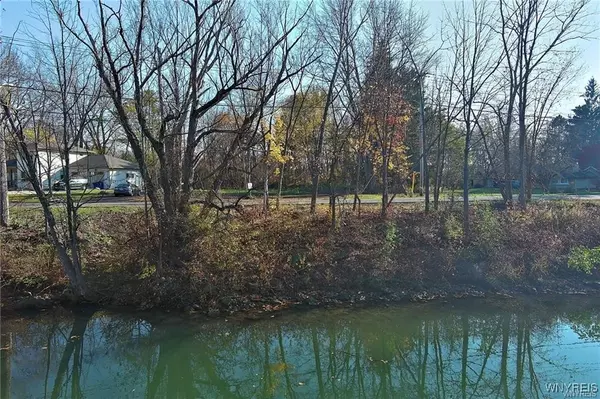 Buffalo, NY 14228,625 Tonawanda Creek RD