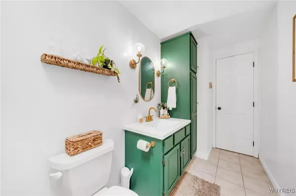 Lockport, NY 14094,6317 Tonawanda Creek RD