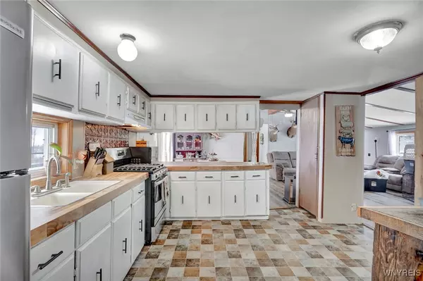 West Valley, NY 14171,4885 Felton Hill RD