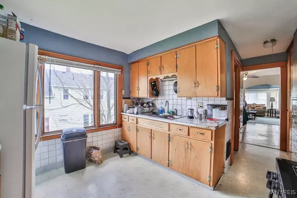 Buffalo, NY 14214,235 Heath ST