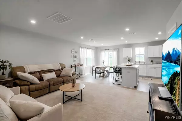 West Seneca, NY 14218,156 South DR