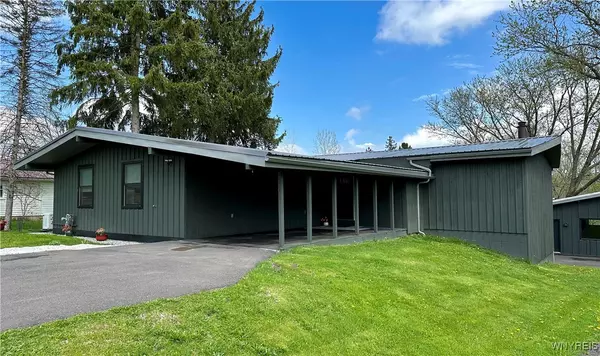 West Falls, NY 14170,128 Old Glenwood RD