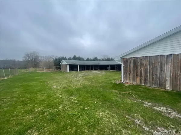 Corfu, NY 14036,1068 Meiser RD