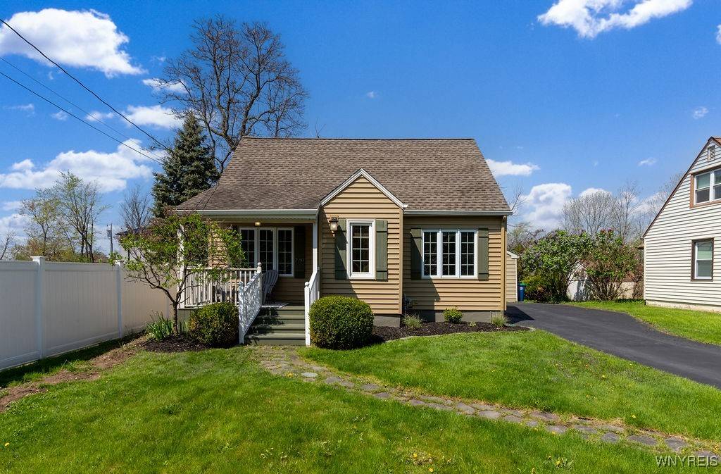 220 Dellwood RD, Buffalo, NY 14226